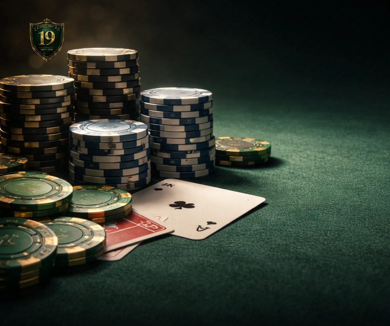 萬利官网首页视觉图，主访问域名 www.213168.com，备用网址 www.213268.com